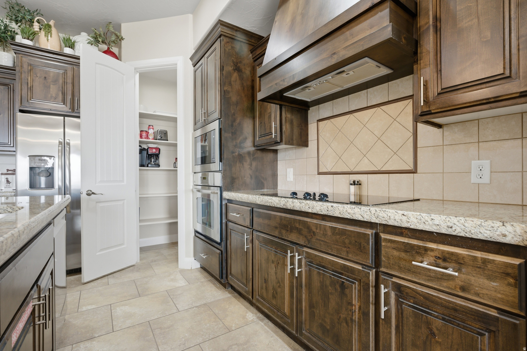 CORAL RIDGE - Residential