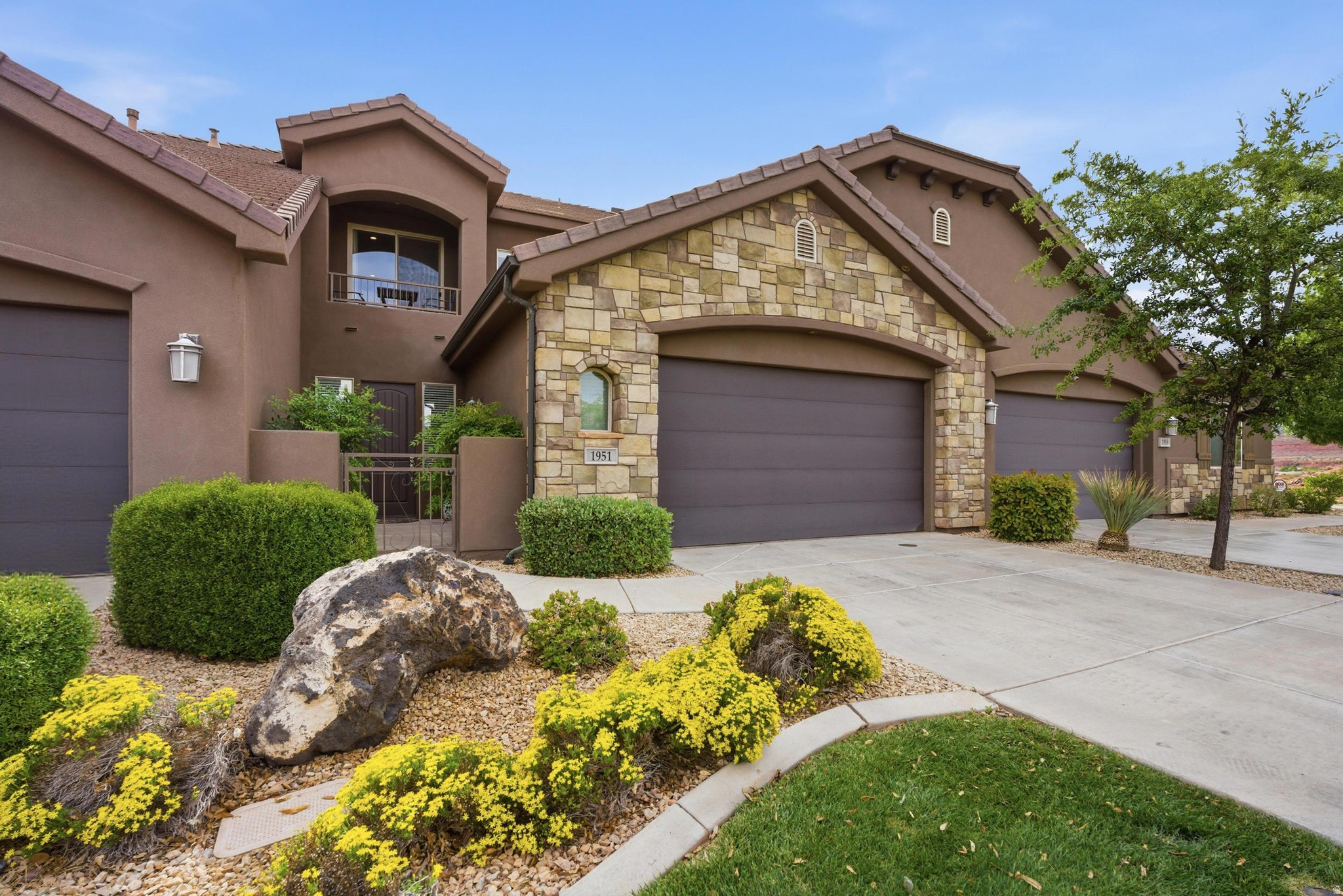 CORAL RIDGE - Residential