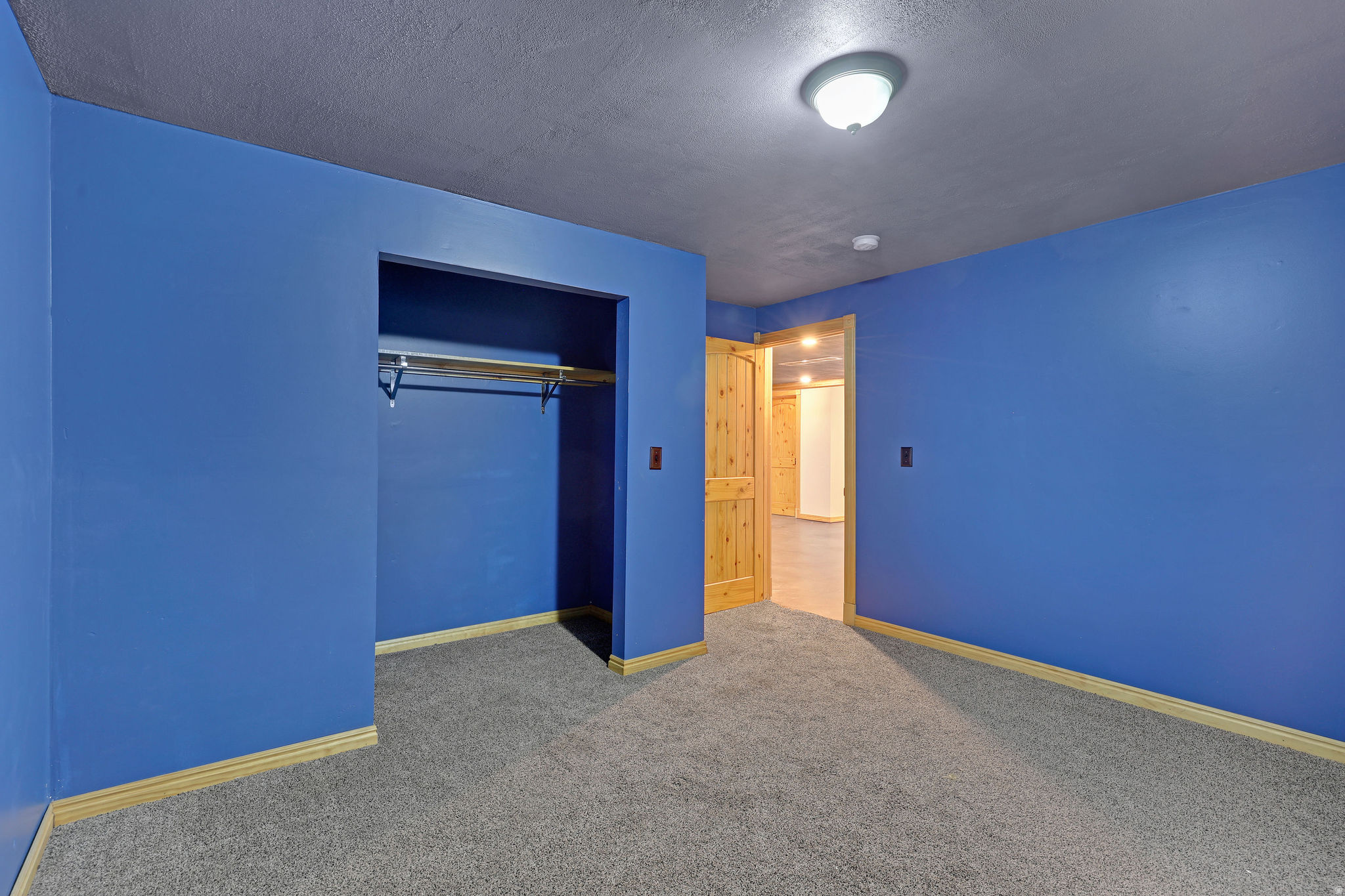 MOUNTAIN CREEK ESTATES - Residential