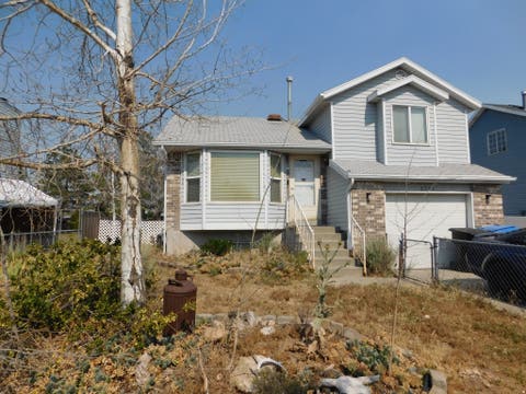 Photo of 5707 S ESPRIT DR W, Kearns, UT 84118 (MLS # 2167382)