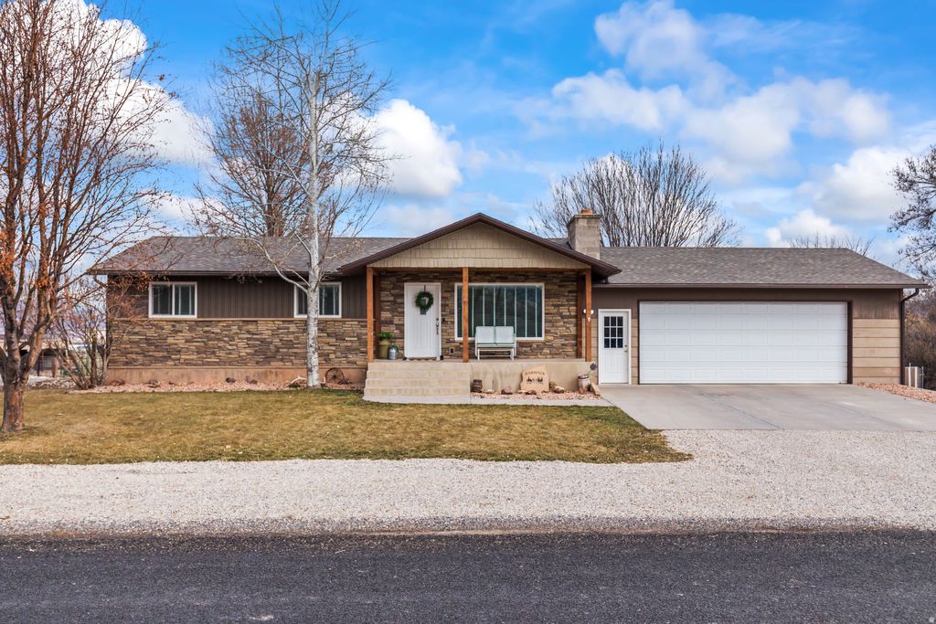 Photo of 79 S 250 E, Aurora, UT 84620 (MLS # 2126283)