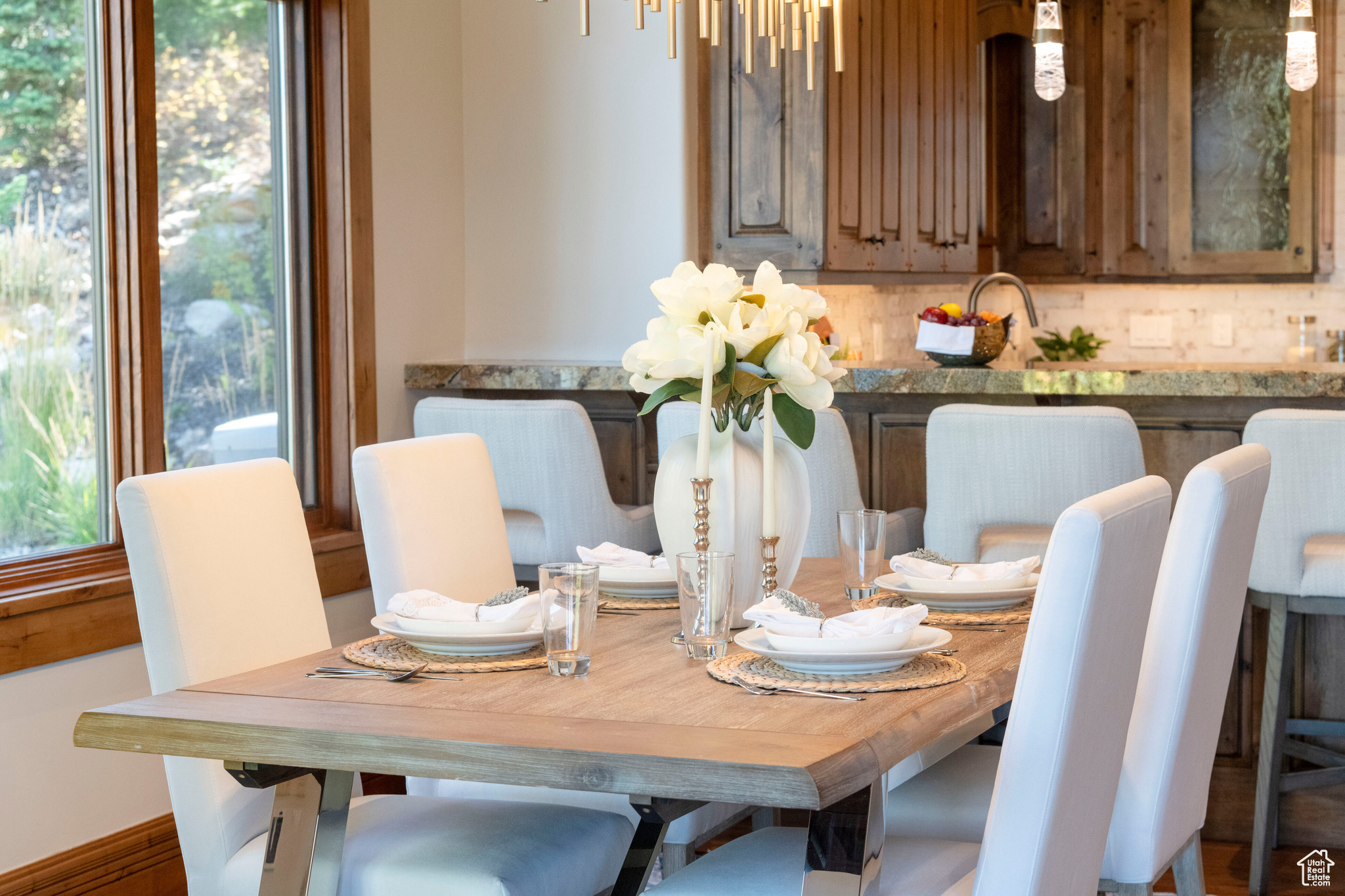 LOOKOUT AT DEER VALLEY - Residential