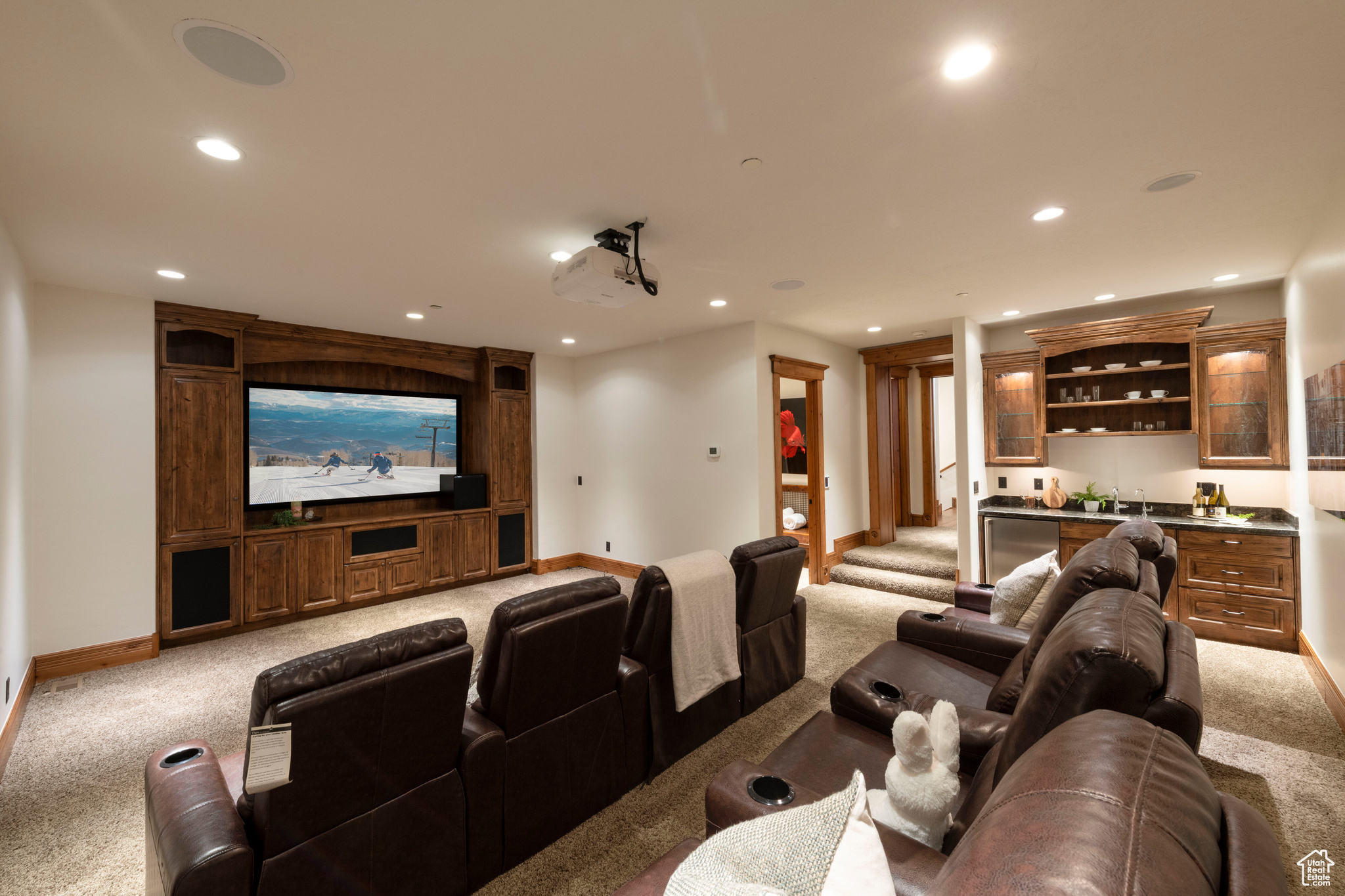 LOOKOUT AT DEER VALLEY - Residential