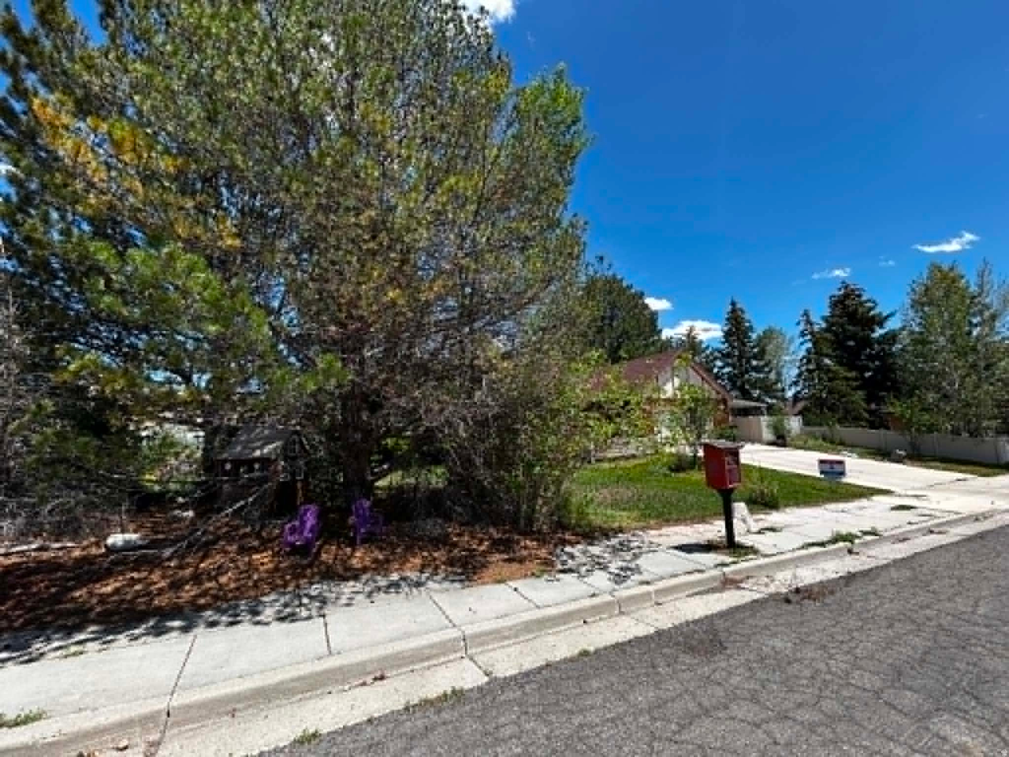 PARK CREST - Residential