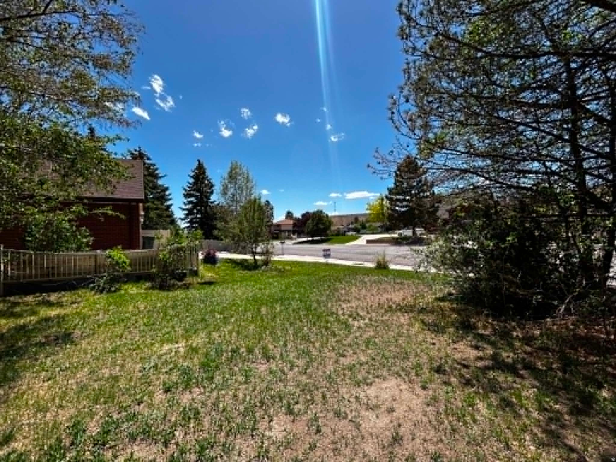 PARK CREST - Residential