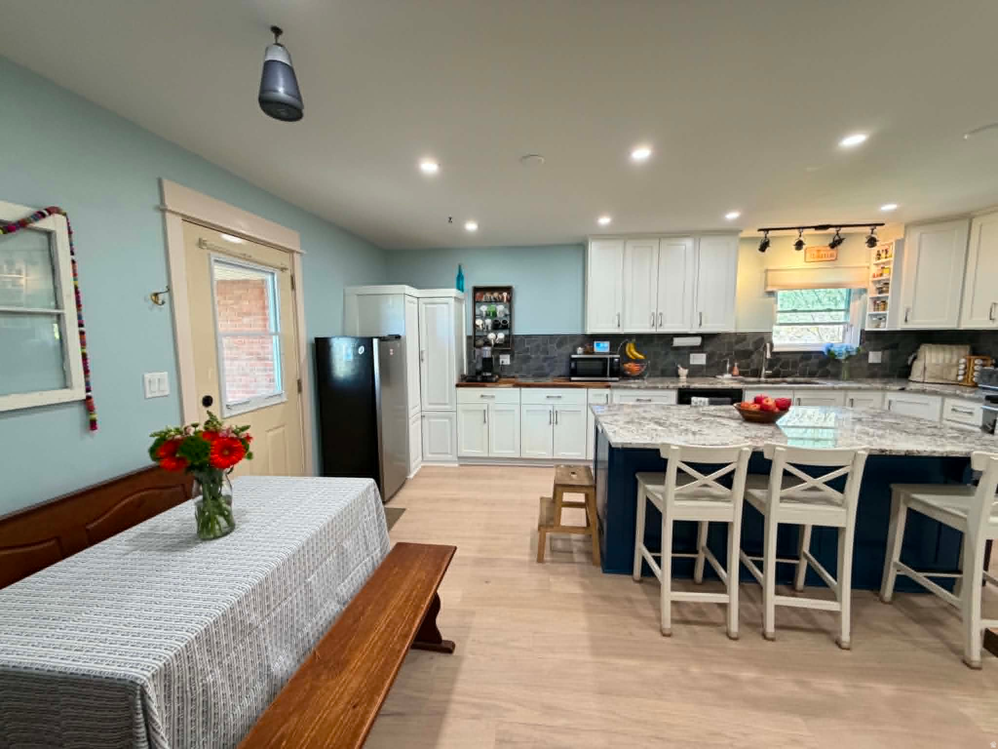 PARK CREST - Residential