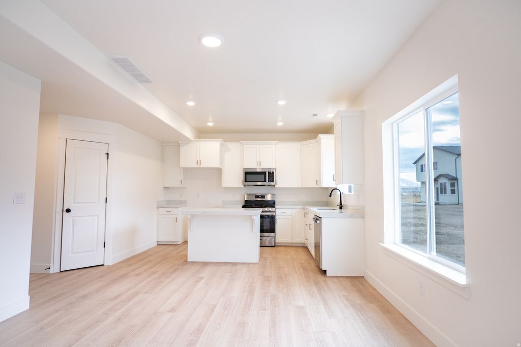 Photo of 1075 N 1060 W LOT # 34 W, Salem, UT 84653 (MLS # 2142931)