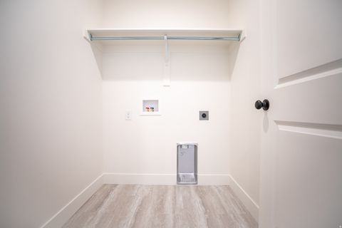 Tiny photo for 1075 N 1060 W LOT # 34 W, Salem, UT 84653 (MLS # 2142931)