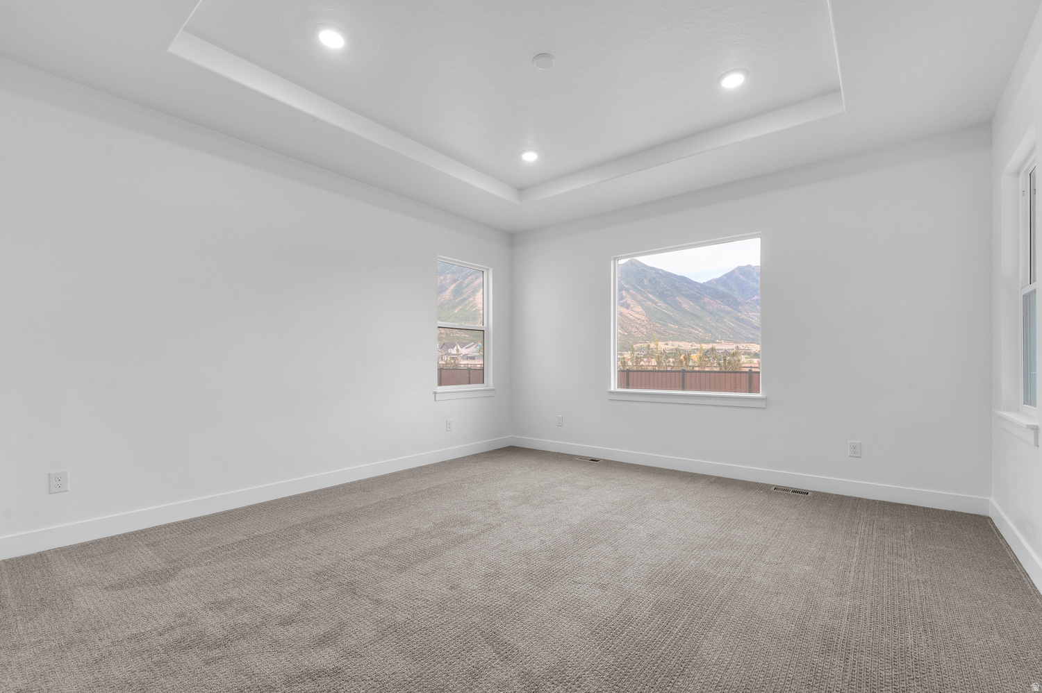 VIRIDIAN - Residential