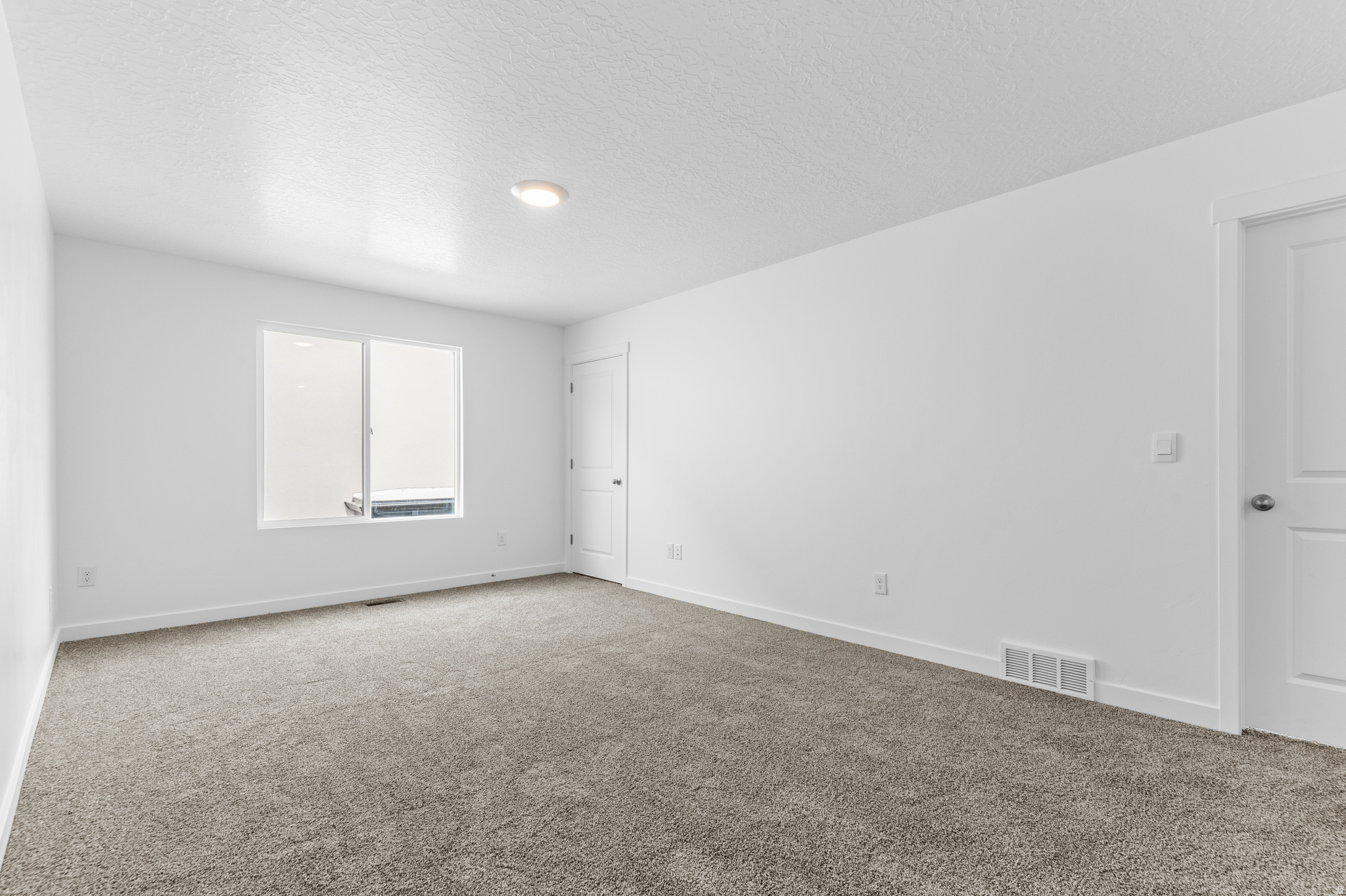 INVERNESS BY D.R. HORTON - Residential