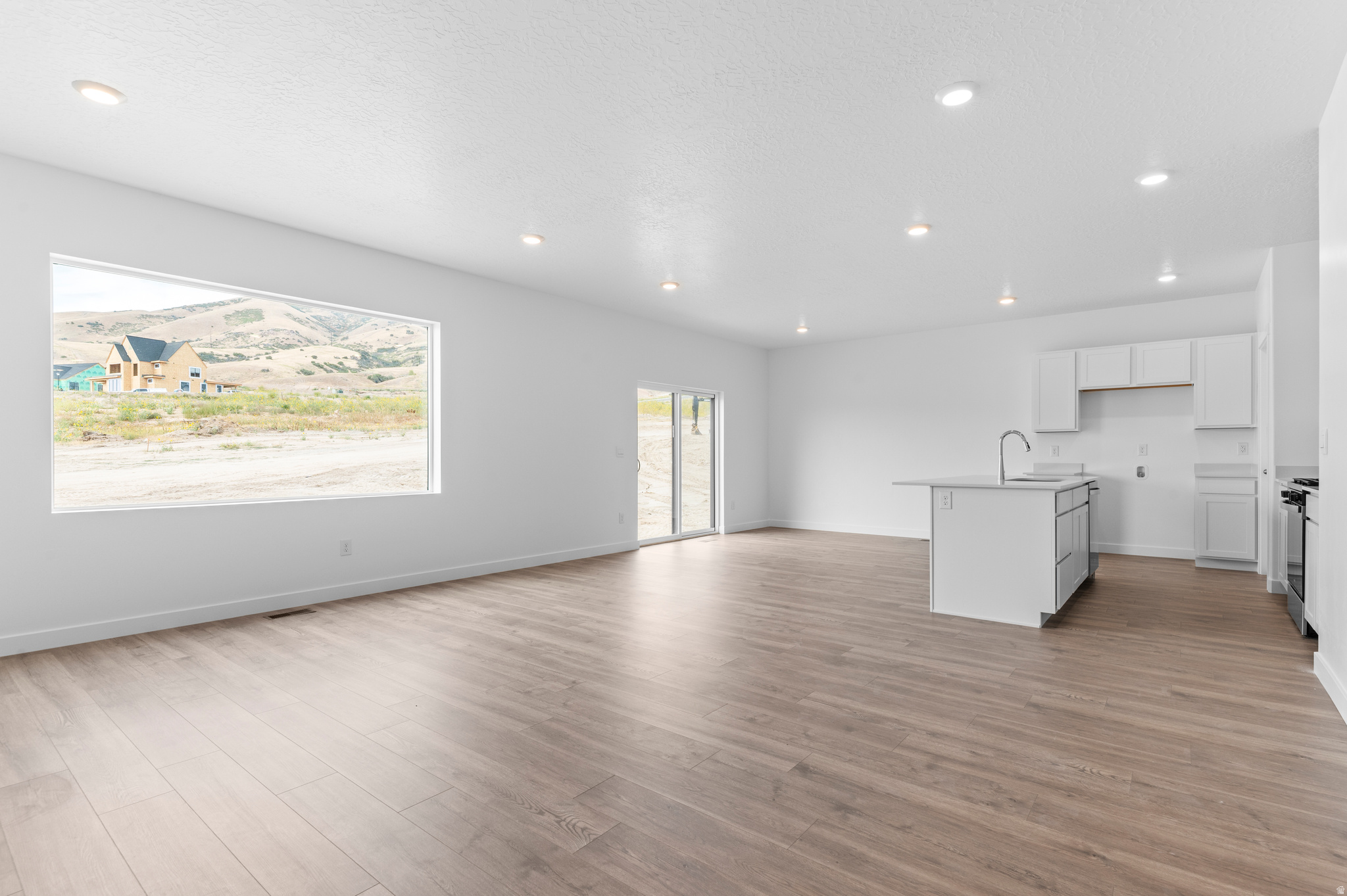 INVERNESS BY D.R. HORTON - Residential