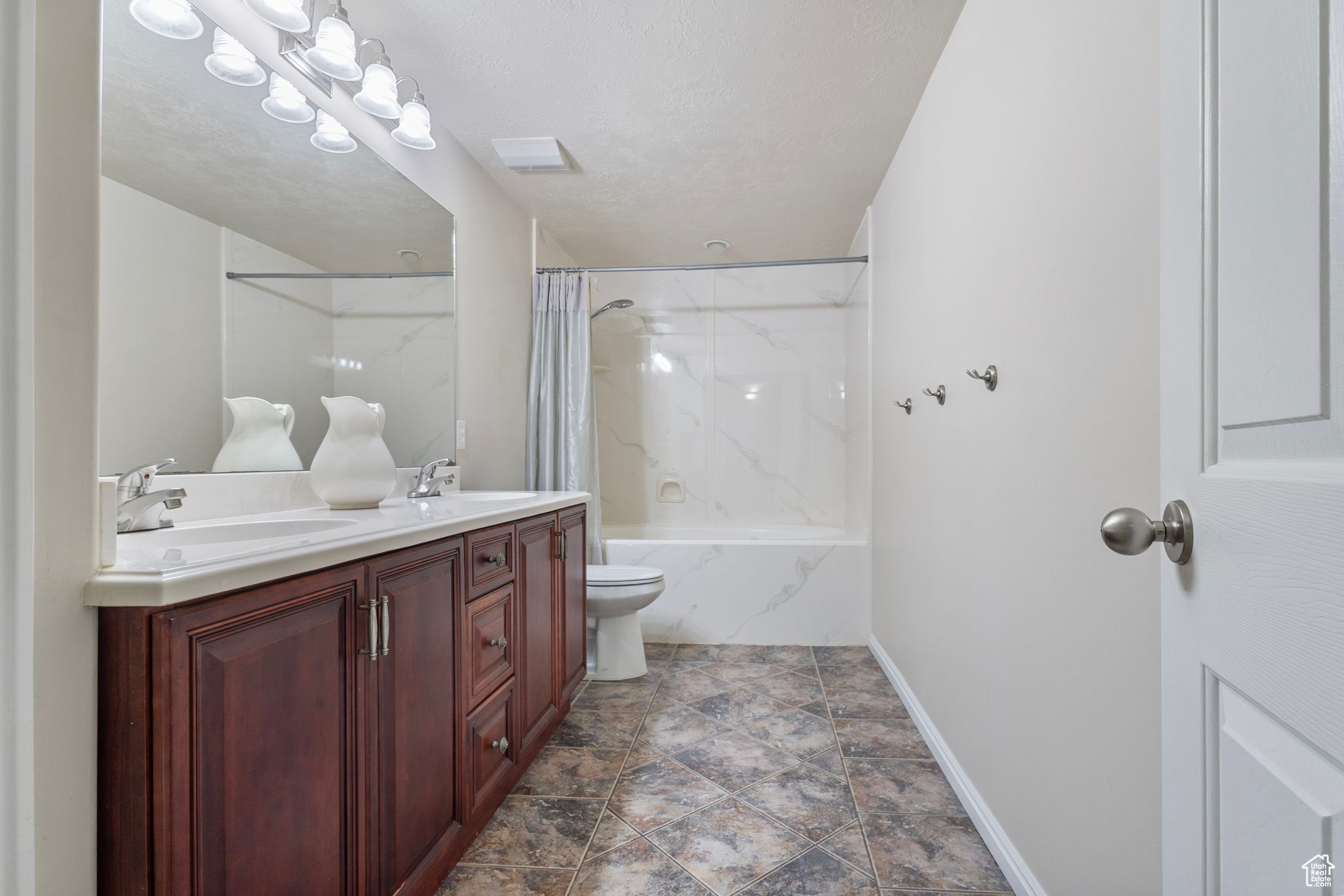 IVORY HIGHLANDS PHASE 1 - Residential