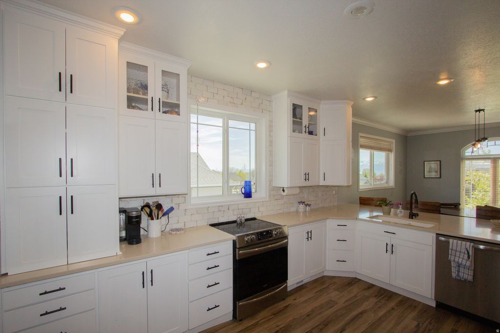 Photo of 122 N HILLSIDE DR E, Smithfield, UT 84335 (MLS # 2152062)