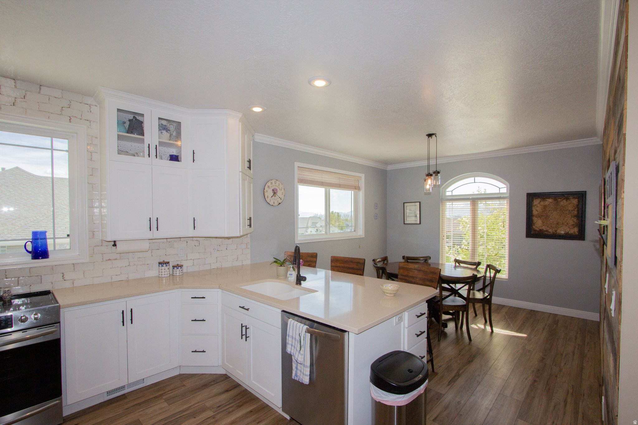 MILESTONE ESTATES - Residential