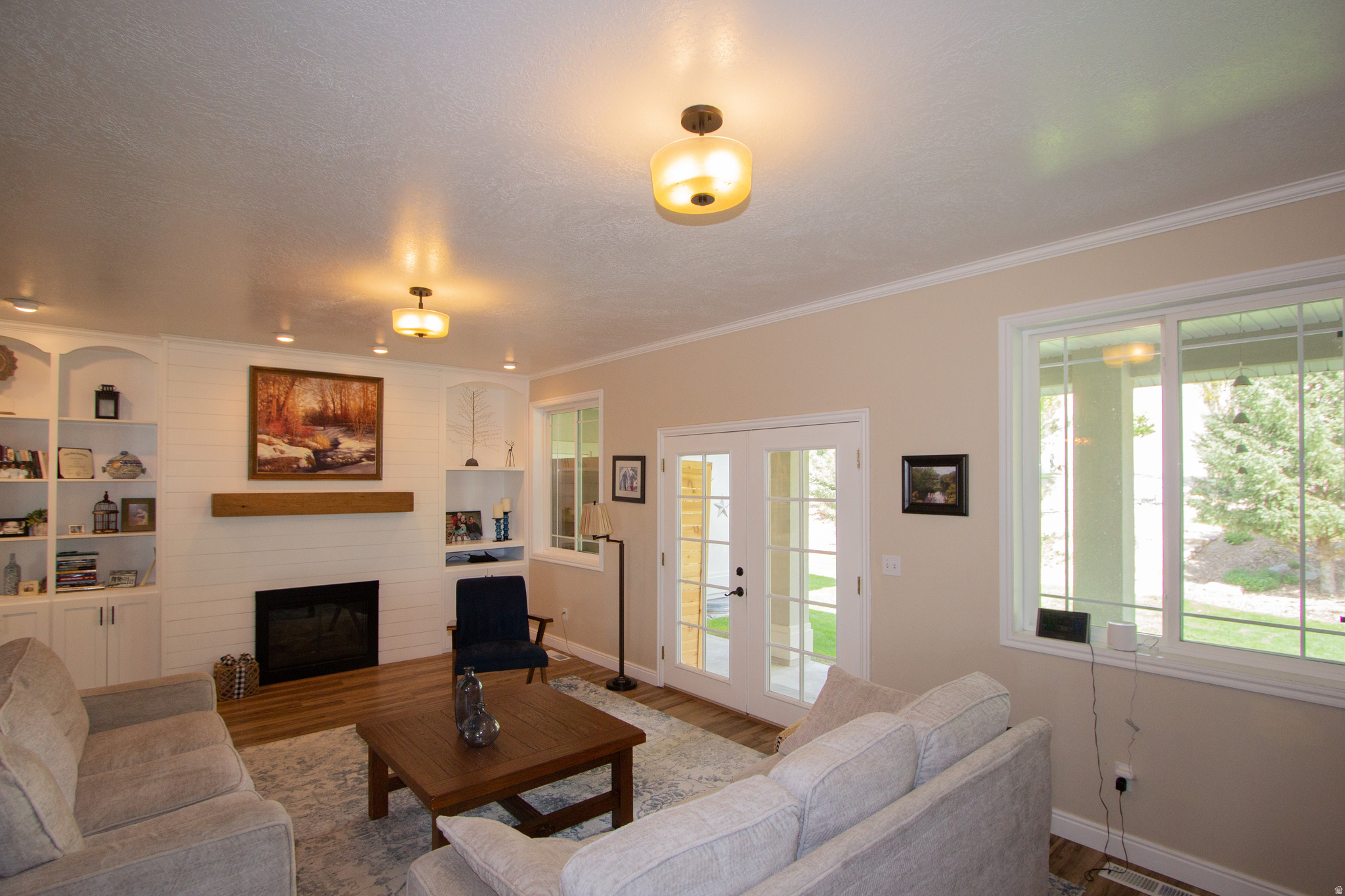 MILESTONE ESTATES - Residential