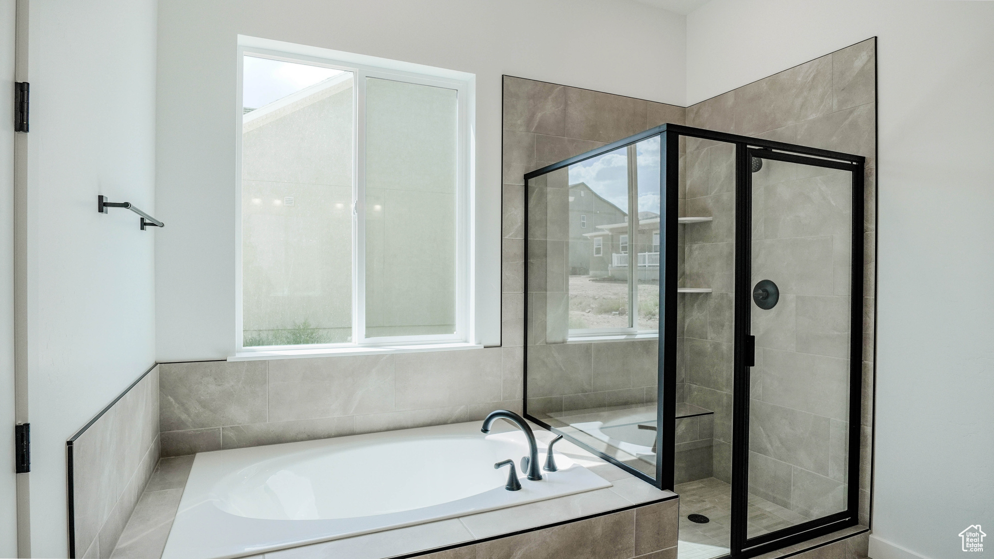 CANTON RIDGE - Residential