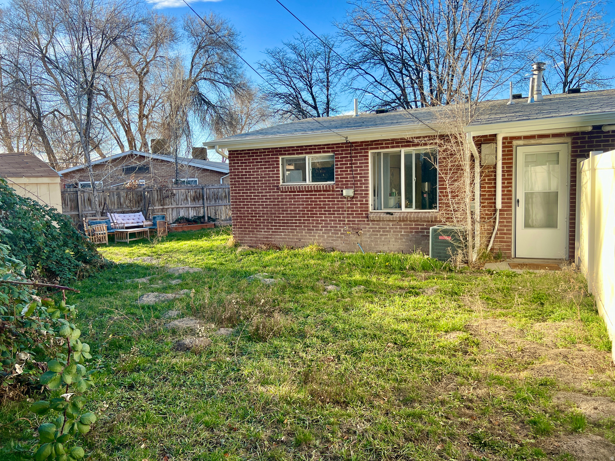 ROSE GARDEN - Residential Income