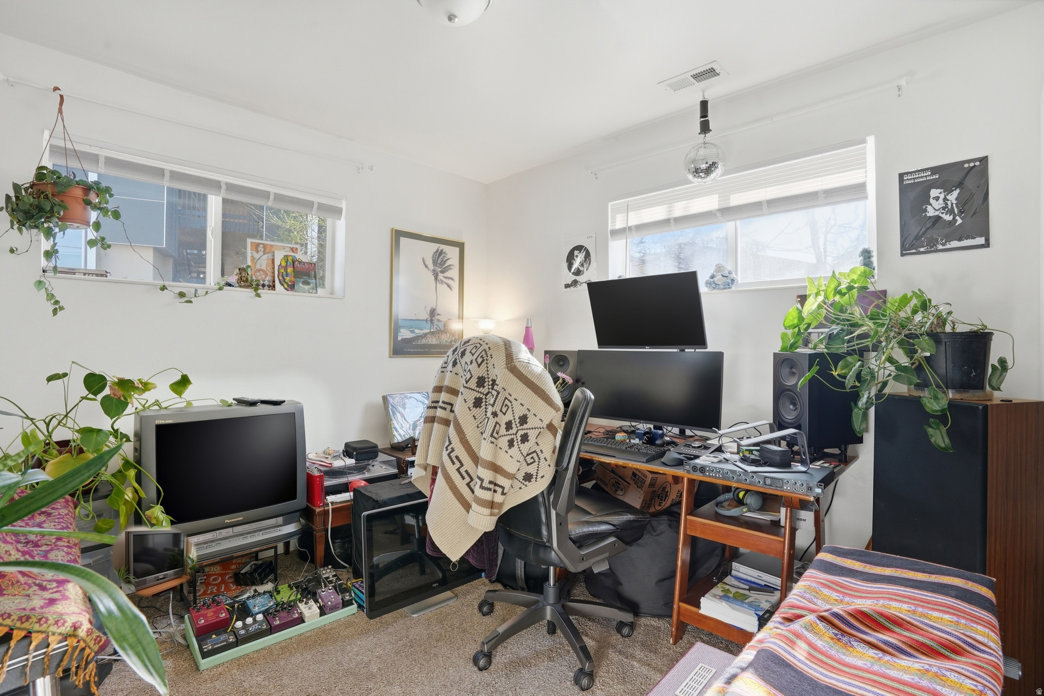 ROSE GARDEN - Residential Income