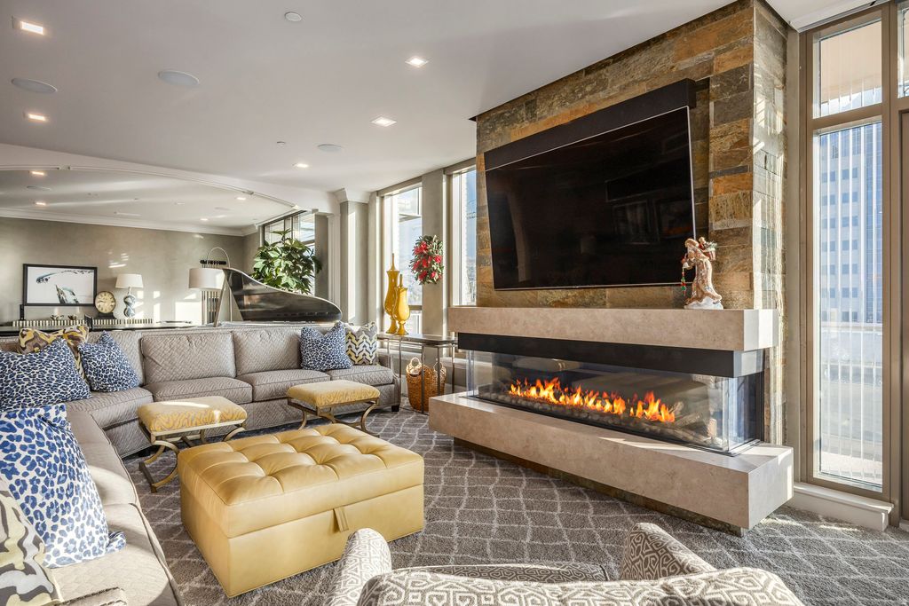 Photo of 99 W SOUTH TEMPLE #1502, Salt Lake City, UT 84101 (MLS # 2140217)