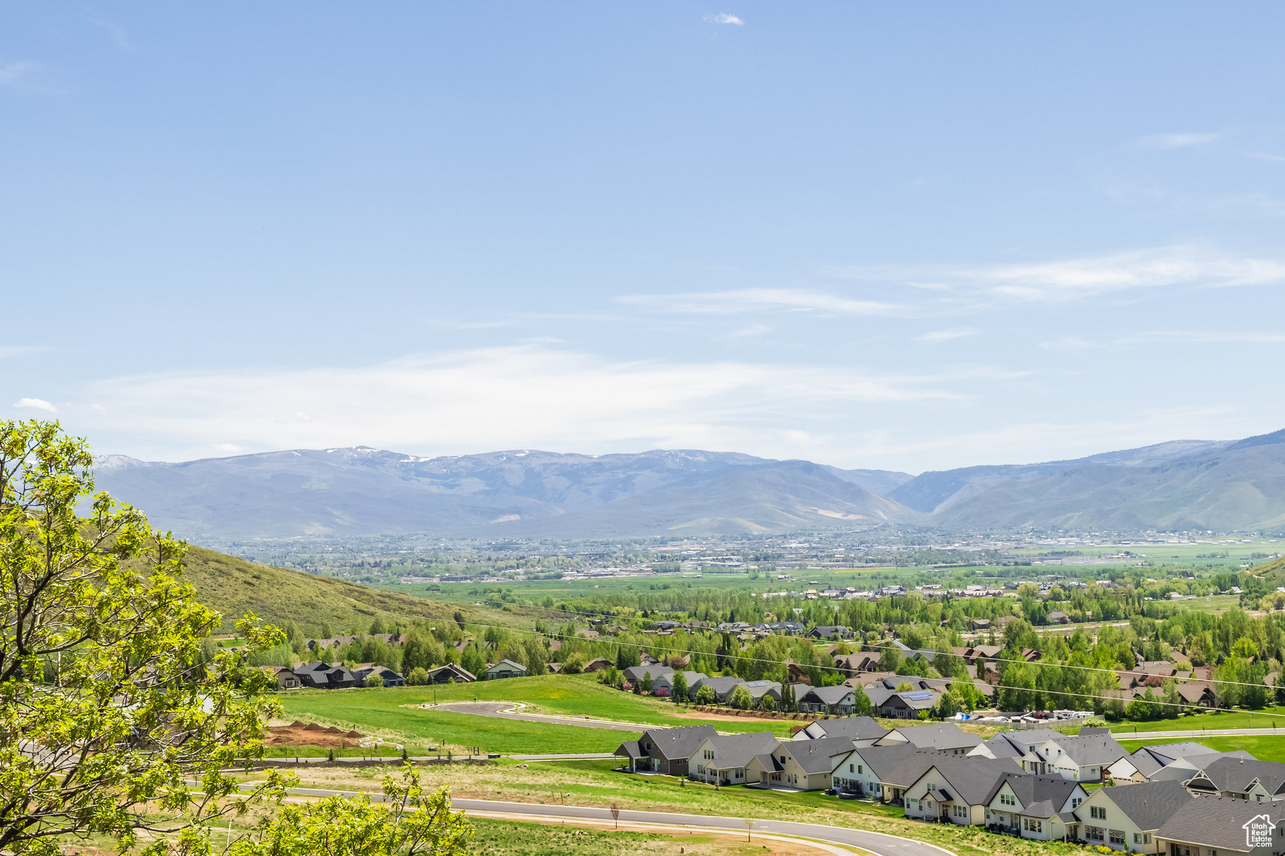 INTERLAKEN ESTATES - Residential