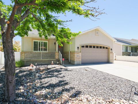 Homes For Sale - 5811 S Crest Flower Way<br/> Salt Lake City, UT 84106