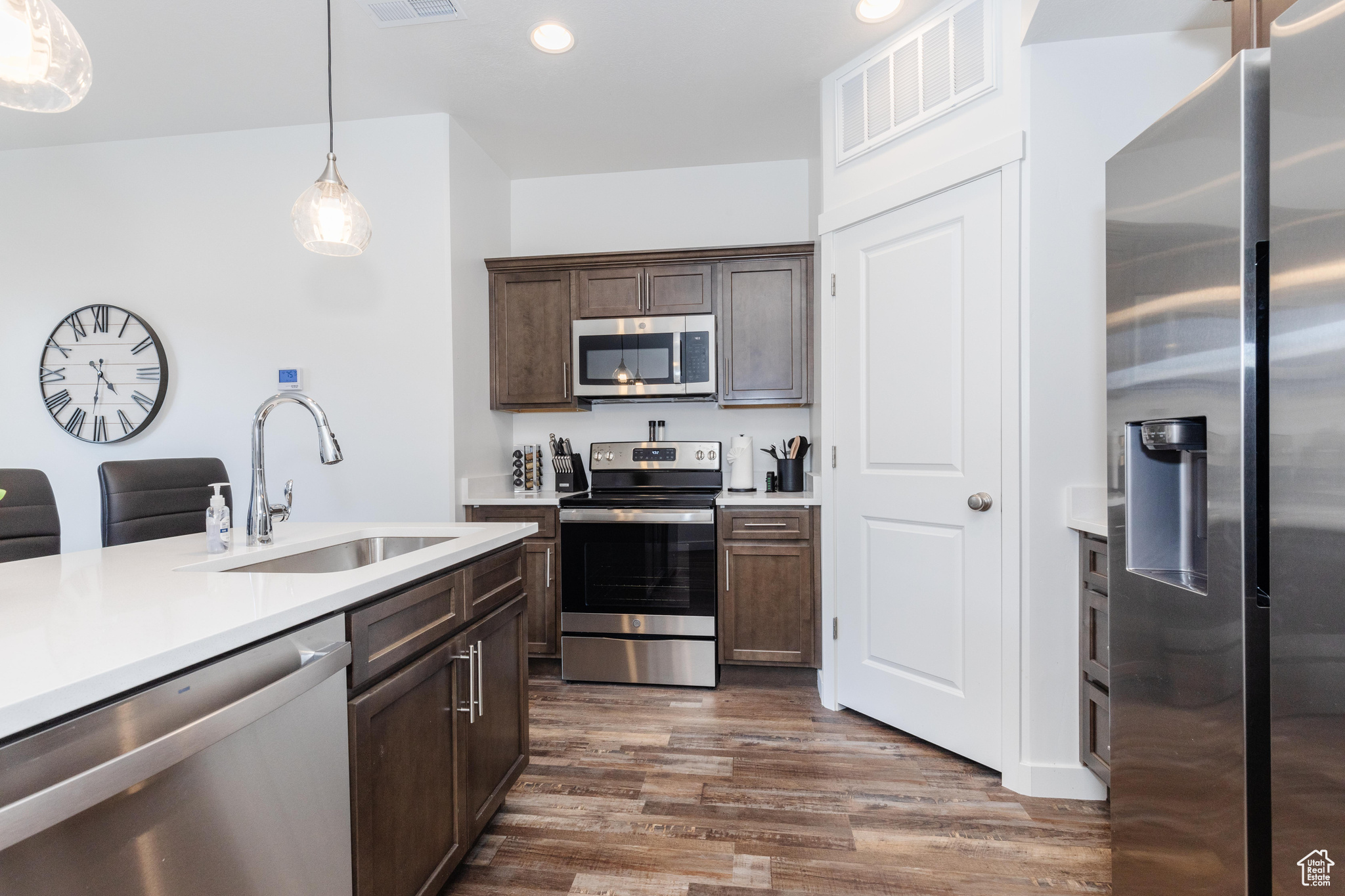 553 N Richland Valley St, Garden City, Utah image 6