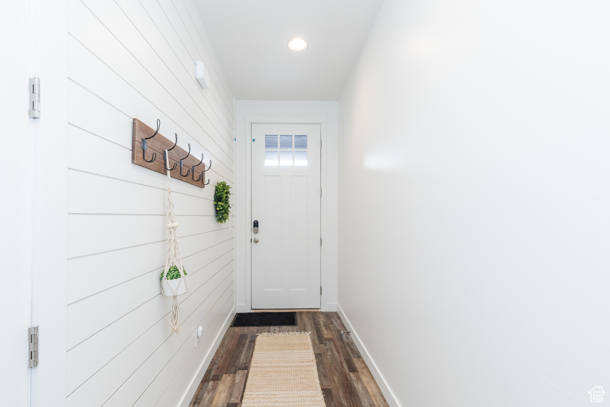 553 N Richland Valley St, Garden City, Utah image 3
