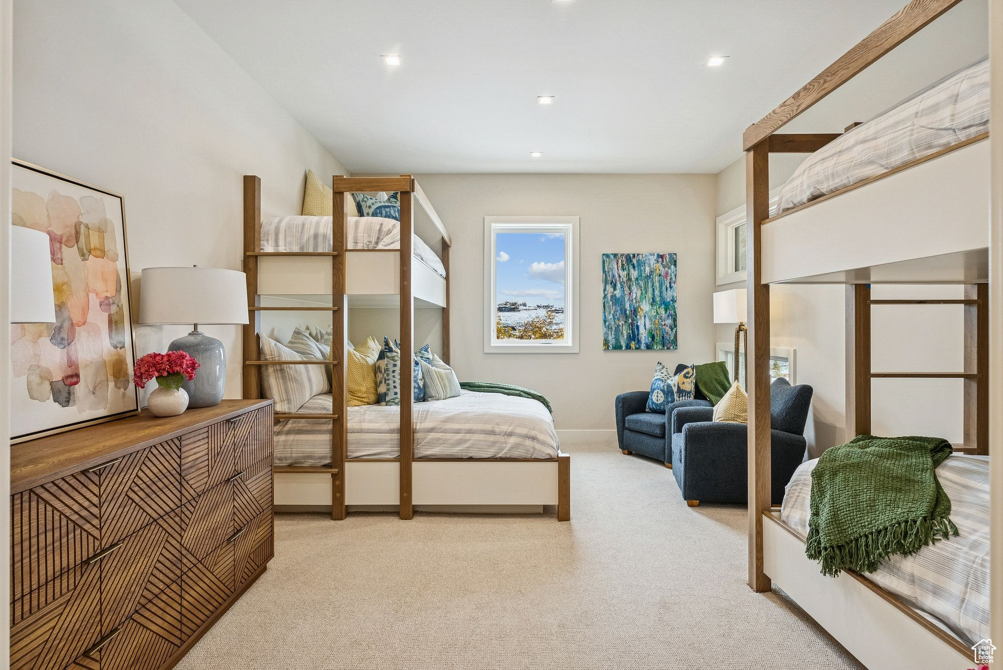 TUHAYE - Residential