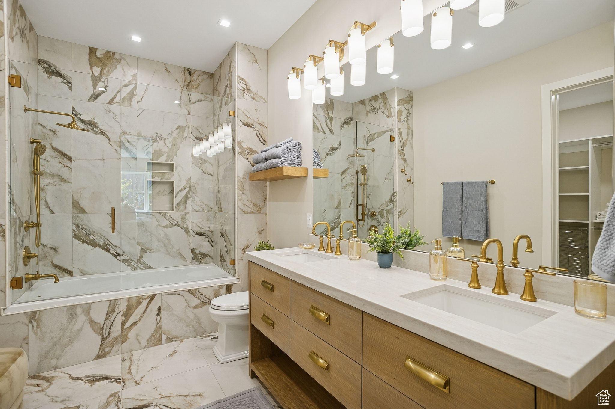 TUHAYE - Residential