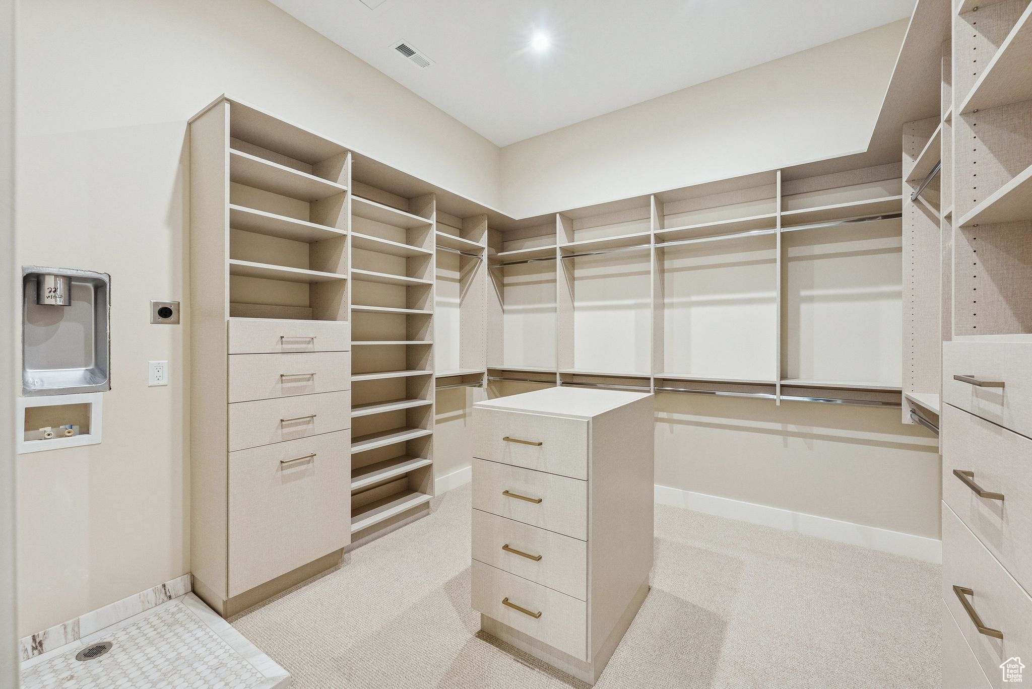 TUHAYE - Residential