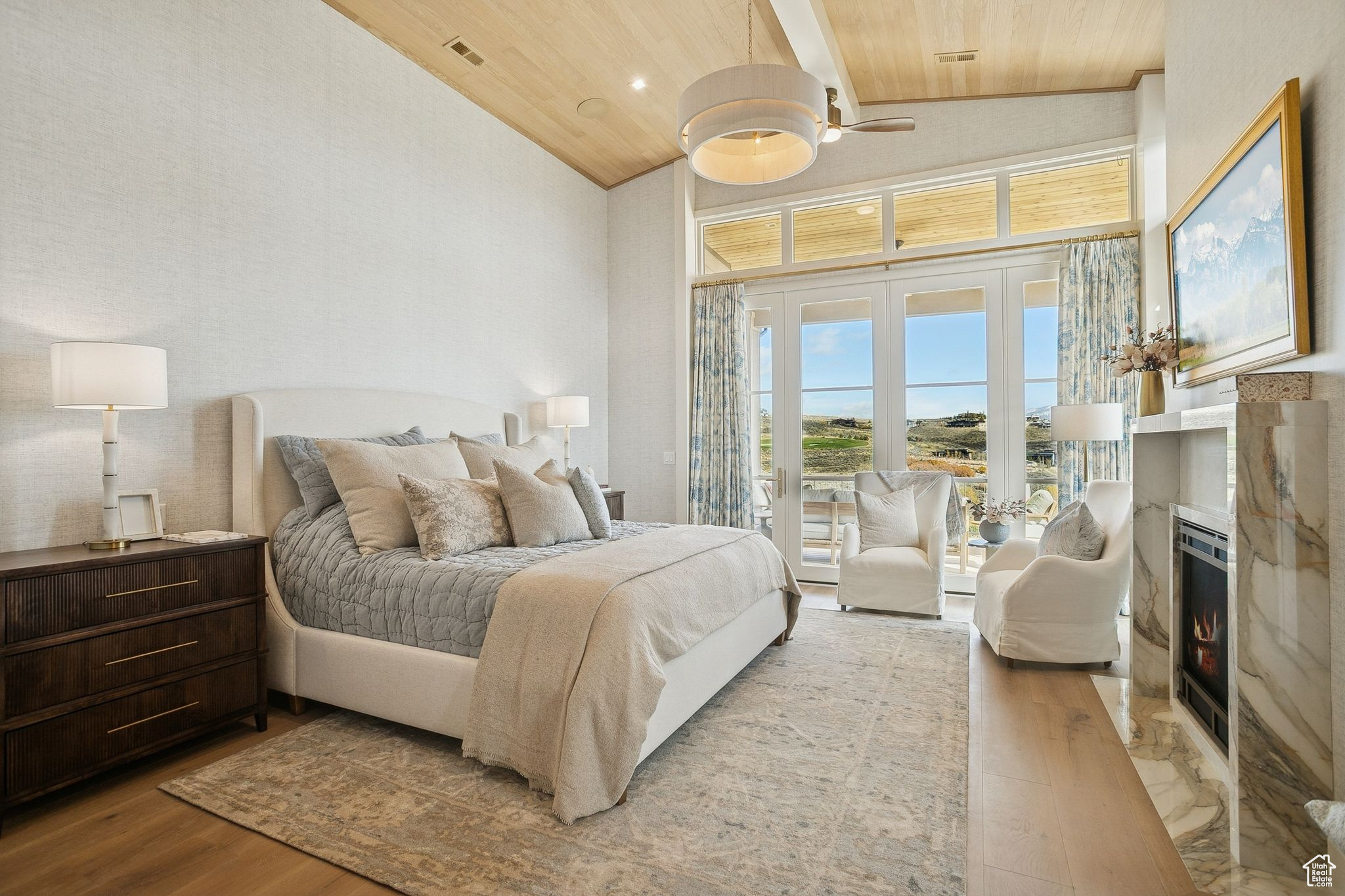 TUHAYE - Residential