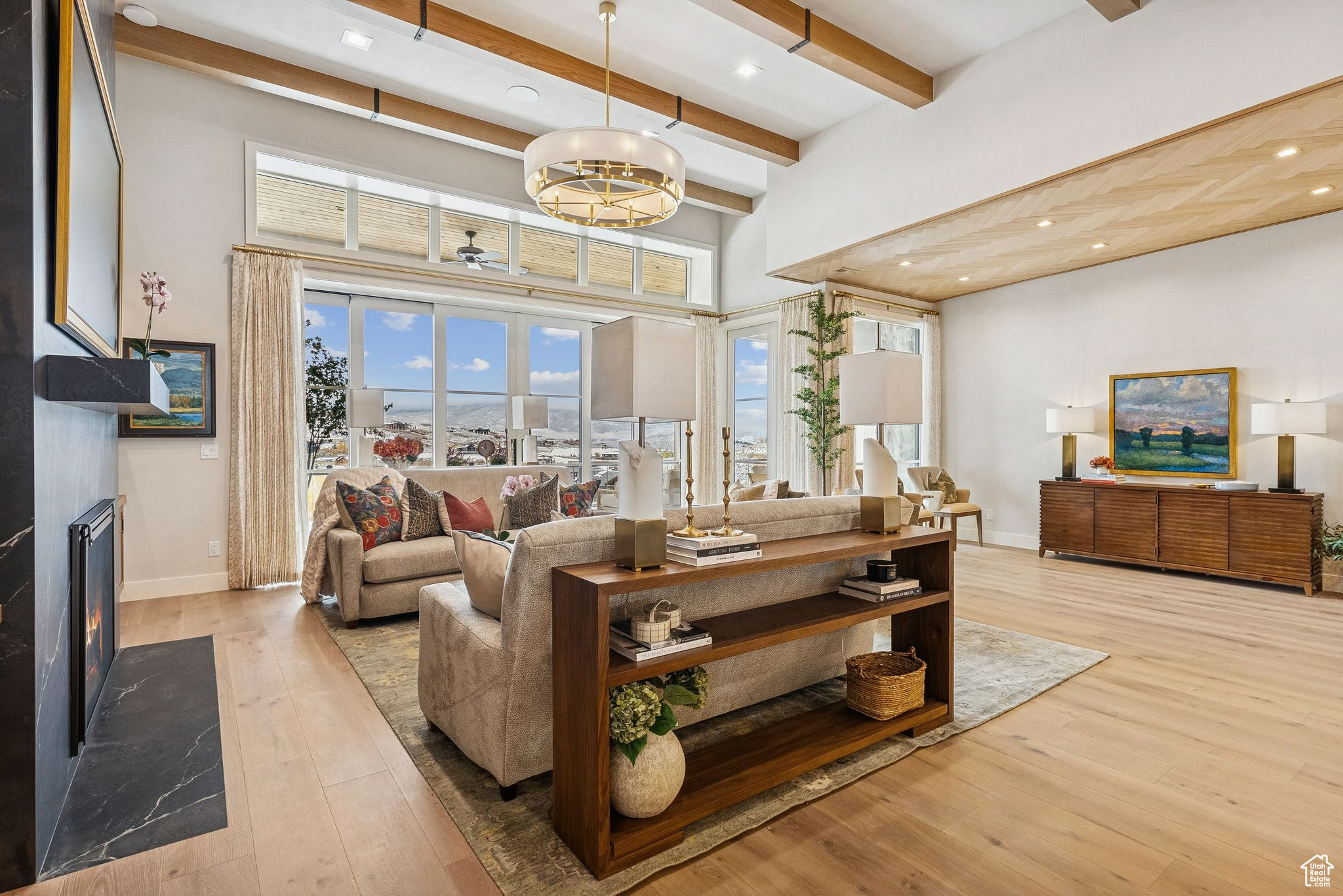 TUHAYE - Residential