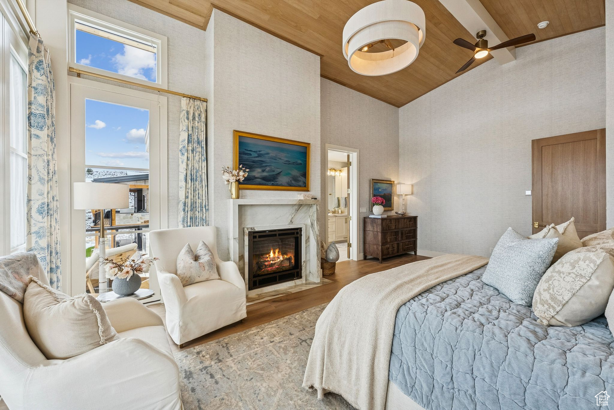 TUHAYE - Residential