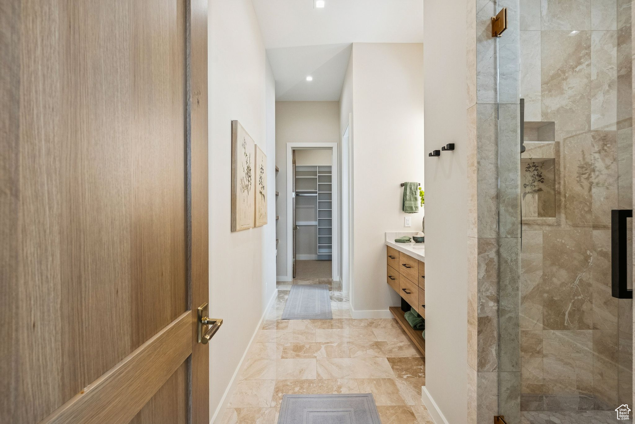 TUHAYE - Residential