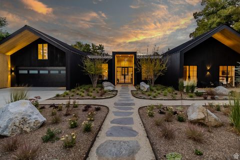 Photo of 2105 E FARDOWN AVE, Holladay, UT 84121 (MLS # 2116826)