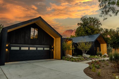 Tiny photo for 2105 E FARDOWN AVE, Holladay, UT 84121 (MLS # 2116826)