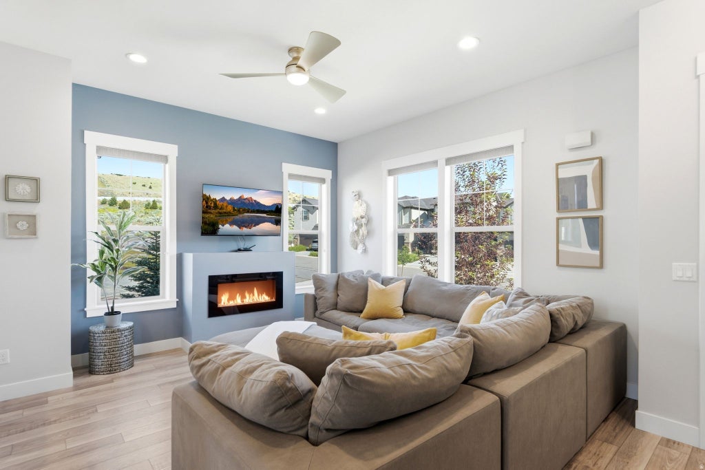 Photo of 1117 W WASATCH SPRING RD, Kamas, UT 84036 (MLS # 2169116)