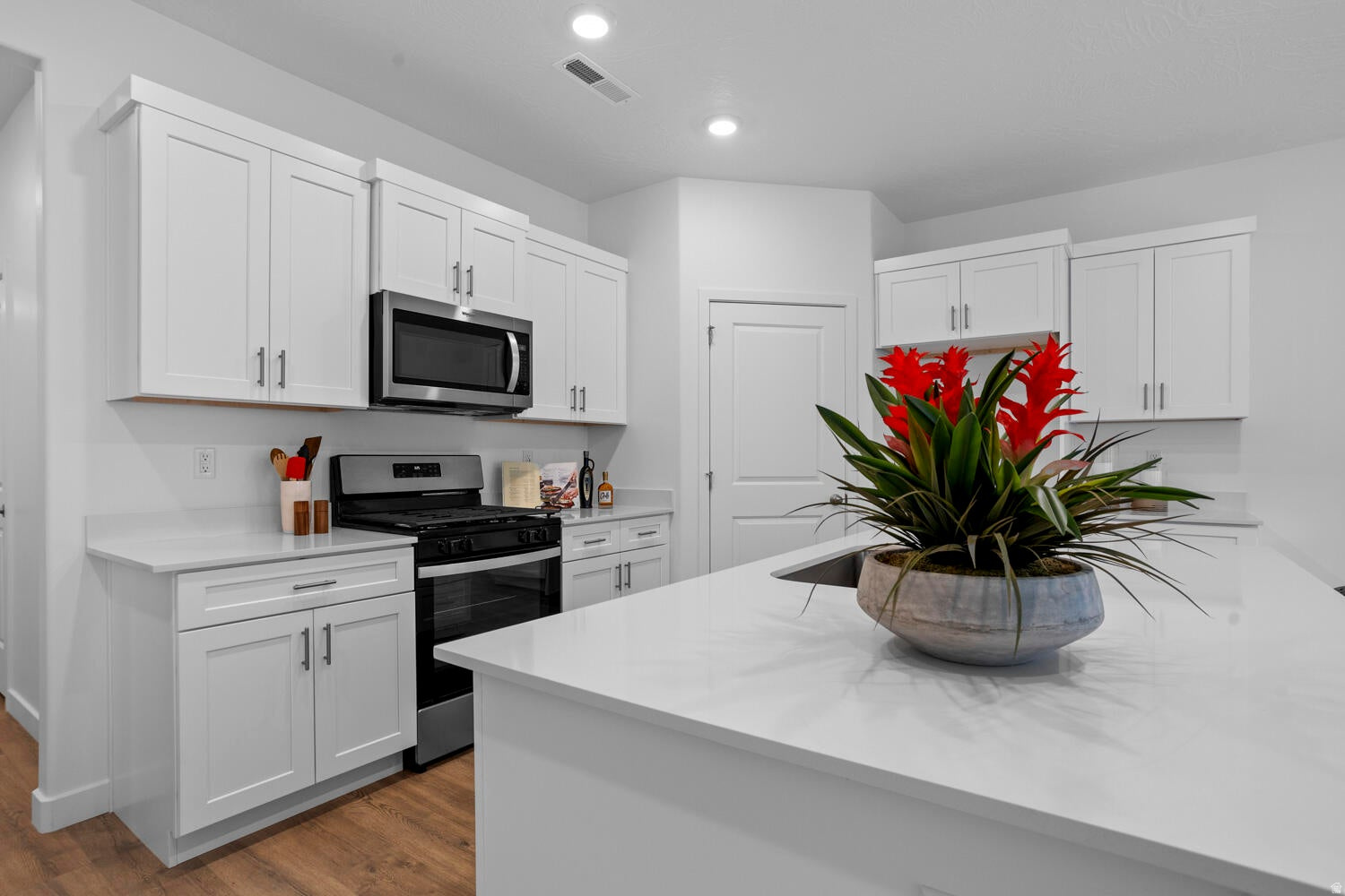 LONG VALLEY - Residential