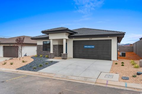 Photo of 1557 S FINS RD #4180, Washington, UT 84780 (MLS # 2151750)