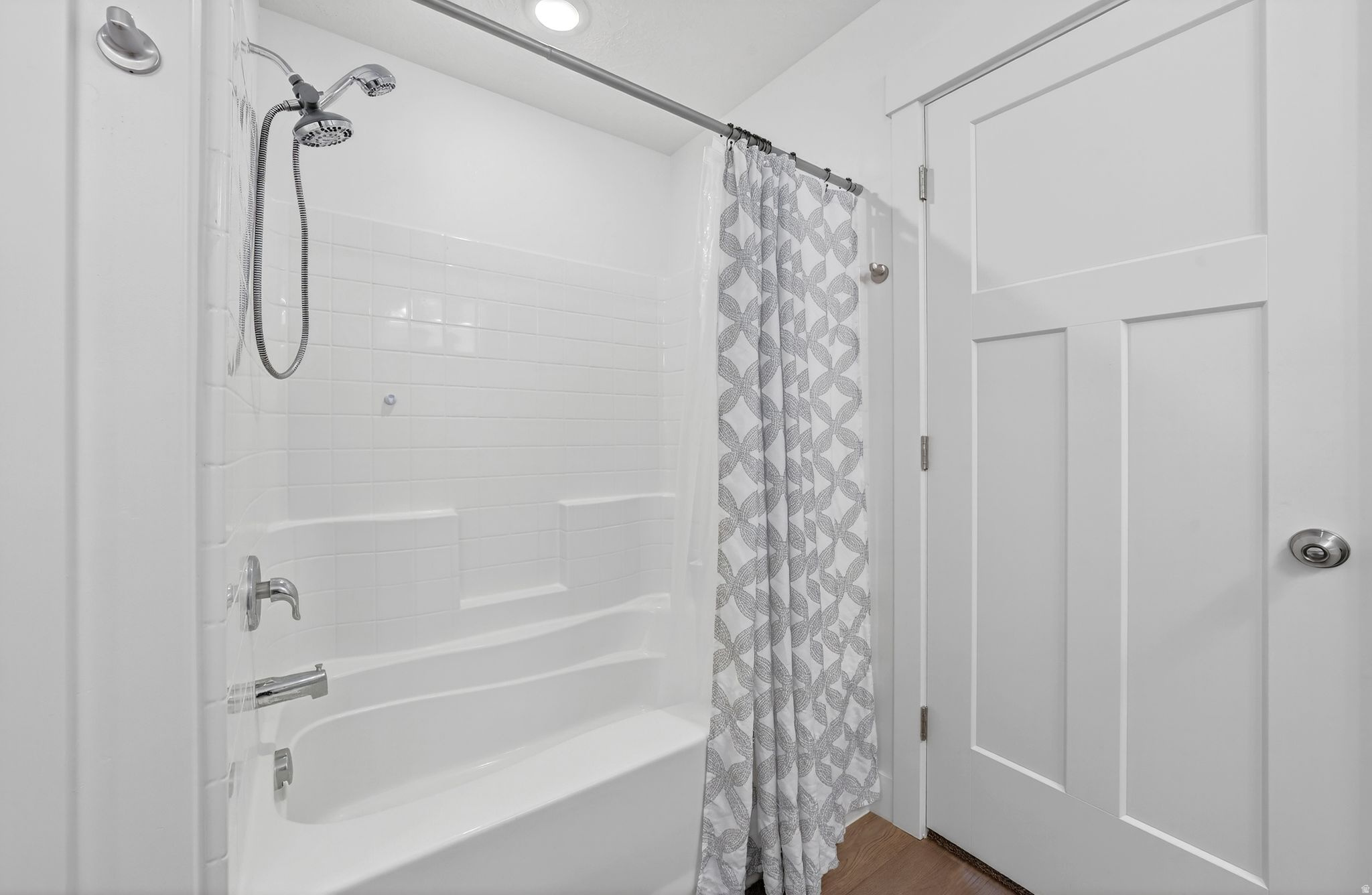 JUNIPER SPRINGS - Residential