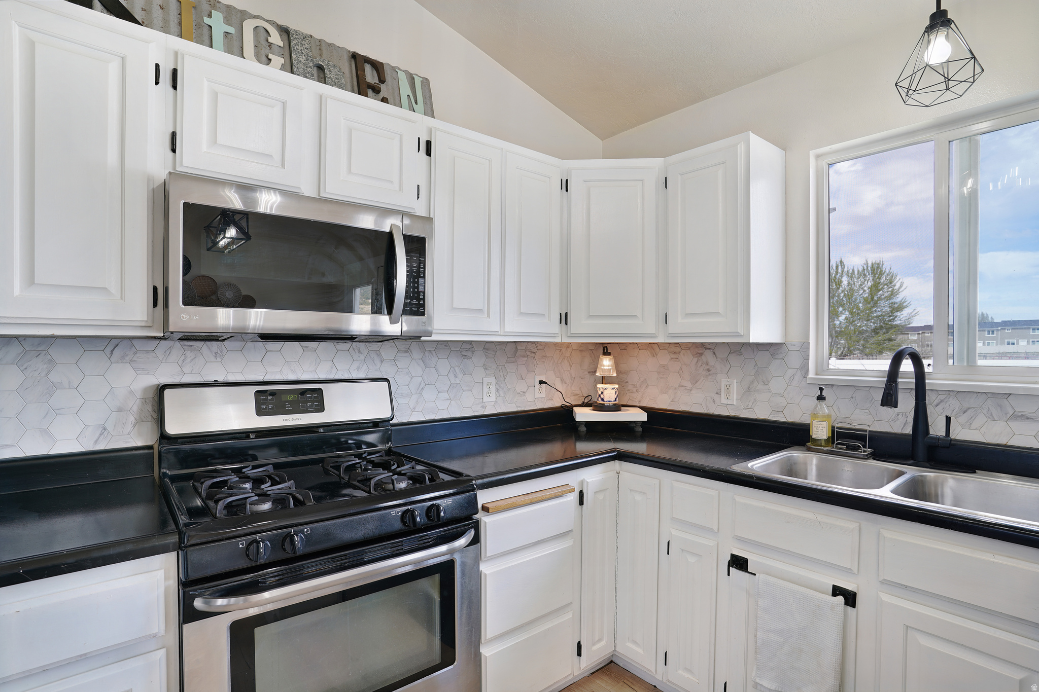 SOUTH TOWNE ESTATES - Residential