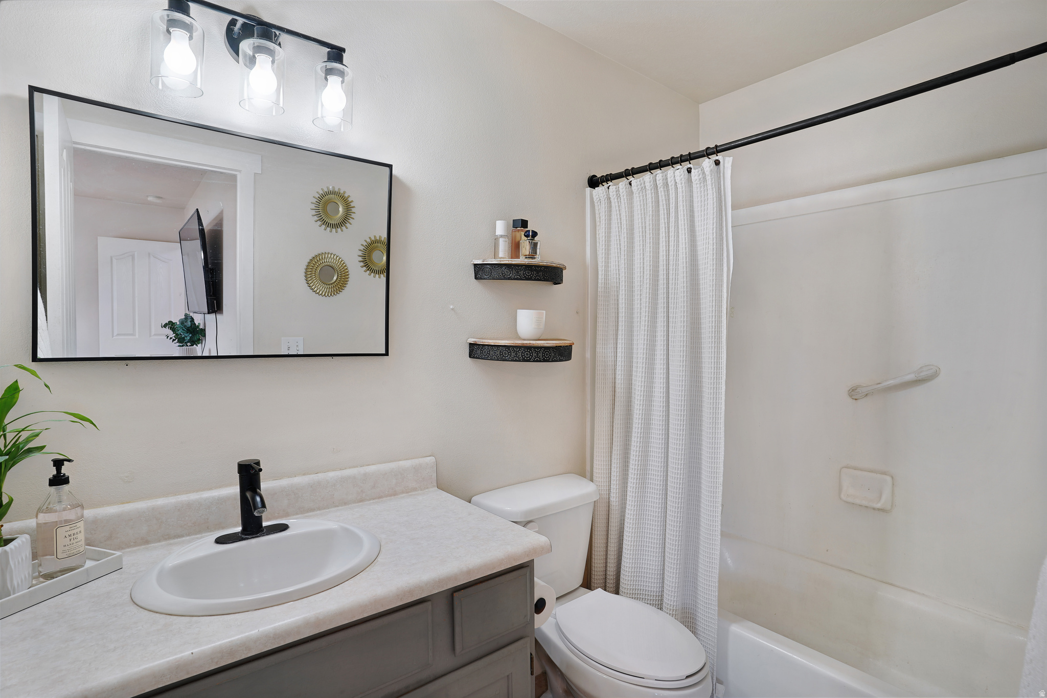 SOUTH TOWNE ESTATES - Residential