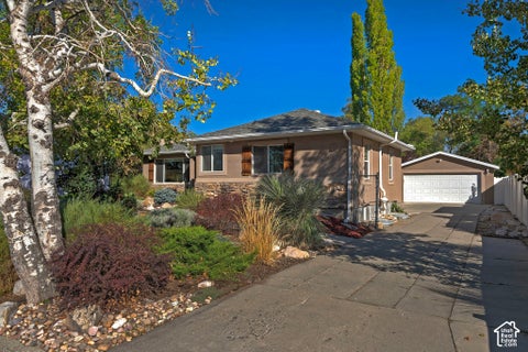 Tiny photo for 3043 E MORNINGSIDE DR, Holladay, UT 84124 (MLS # 2189956)