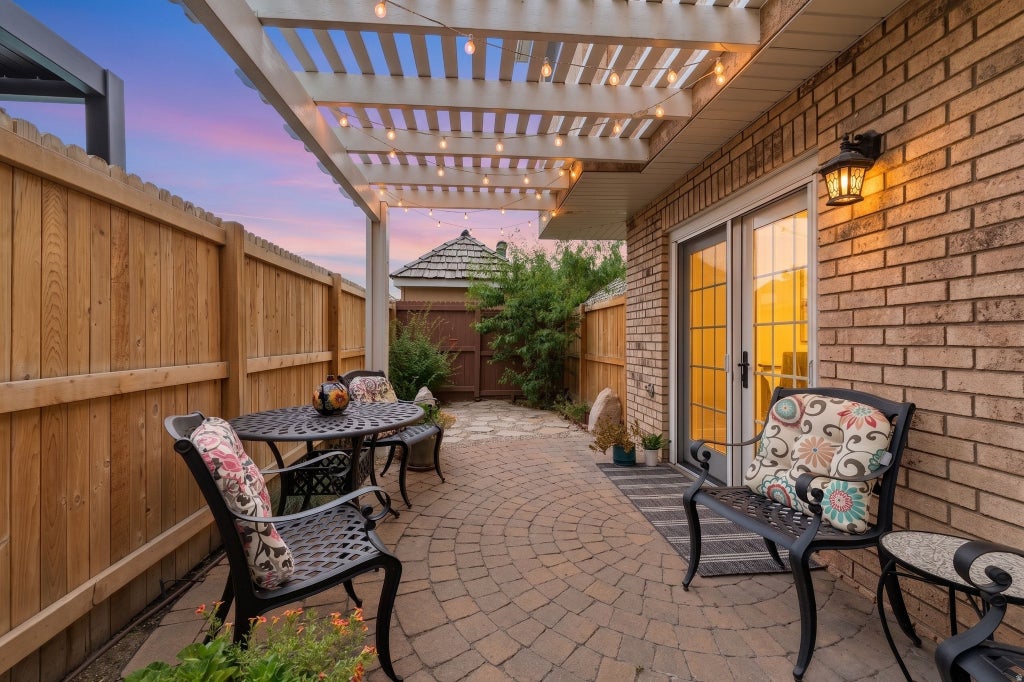 Photo of 4521 S COUNTRYLANE RD, Salt Lake City, UT 84117 (MLS # 2172395)