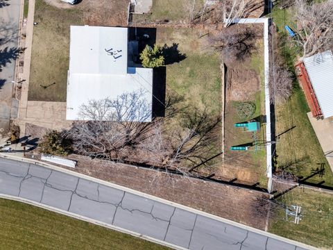 Tiny photo for 425 E 500 N, Kaysville, UT 84037 (MLS # 2139906)