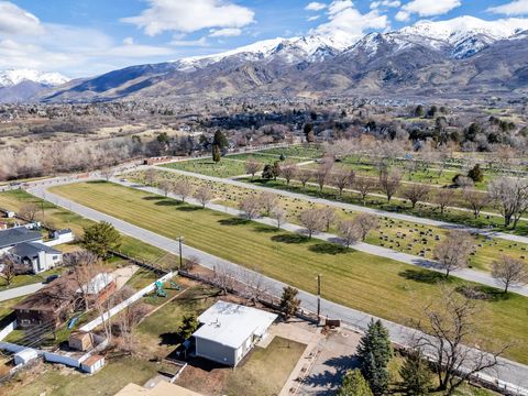 Tiny photo for 425 E 500 N, Kaysville, UT 84037 (MLS # 2139906)