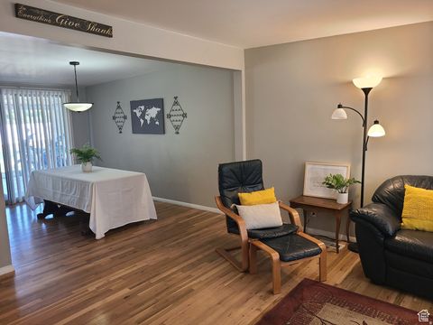 Tiny photo for 425 E 500 N, Kaysville, UT 84037 (MLS # 2139906)