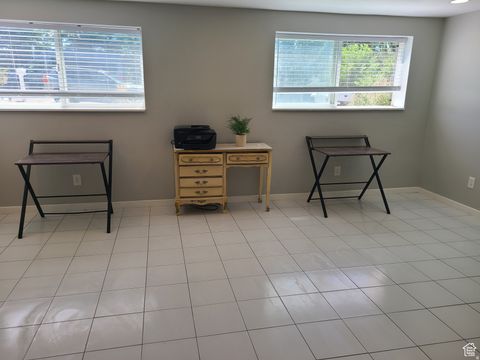 Tiny photo for 425 E 500 N, Kaysville, UT 84037 (MLS # 2139906)