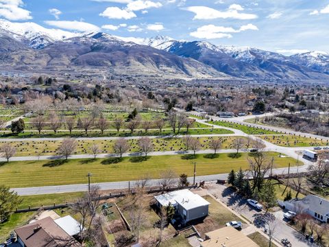 Tiny photo for 425 E 500 N, Kaysville, UT 84037 (MLS # 2139906)
