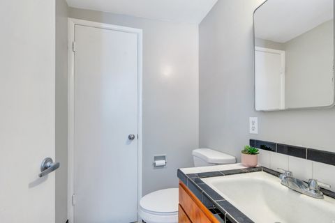 Tiny photo for 425 E 500 N, Kaysville, UT 84037 (MLS # 2139906)